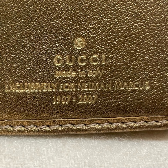 Authentic Gucci gold/bronze wallet made exclusively for Neiman Marcus 1907-2007. - Picture 5 of 5
